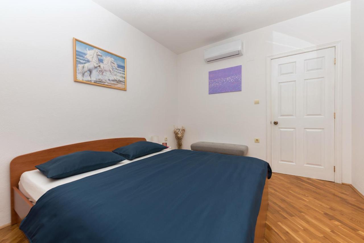 Skiljini Dvori - Studio-Apartman 1 Макарська Екстер'єр фото