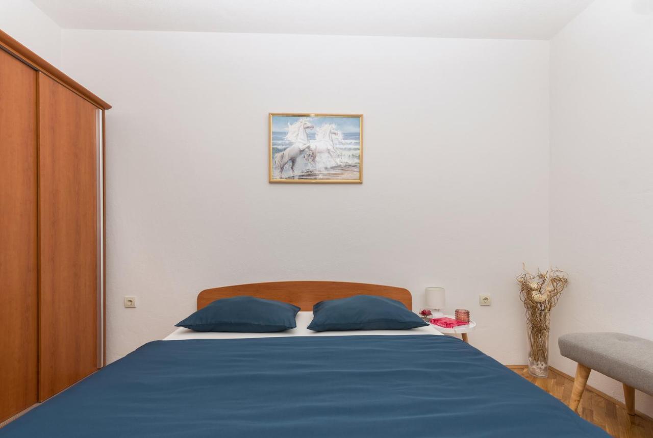 Skiljini Dvori - Studio-Apartman 1 Макарська Екстер'єр фото
